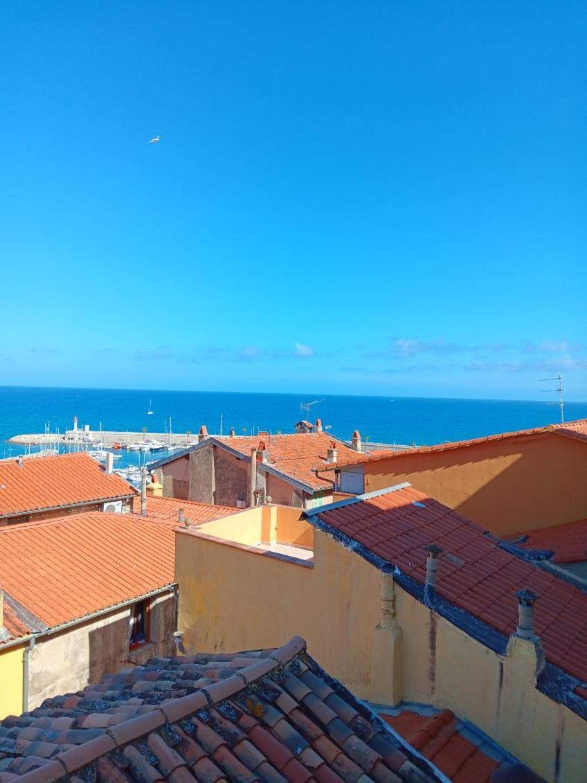 Duplex Vue Mer 50M De La Plage Des Sablettes Menton Exterior photo